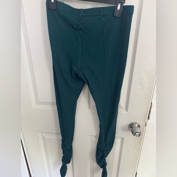 Intimately Free People Waffle Knit Leggings Size Small - Picture 5 of 13